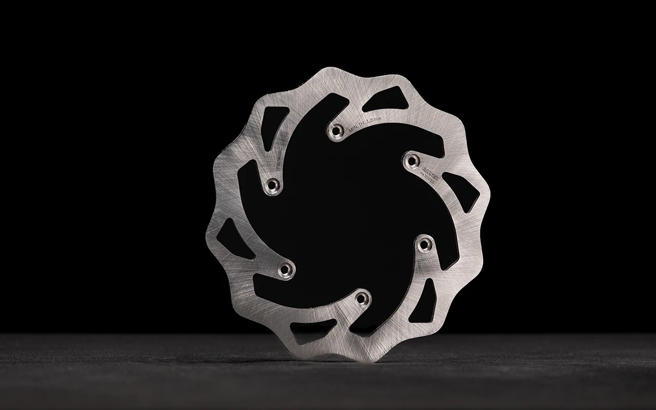 3X4AChdlQU_Disc R.jpg